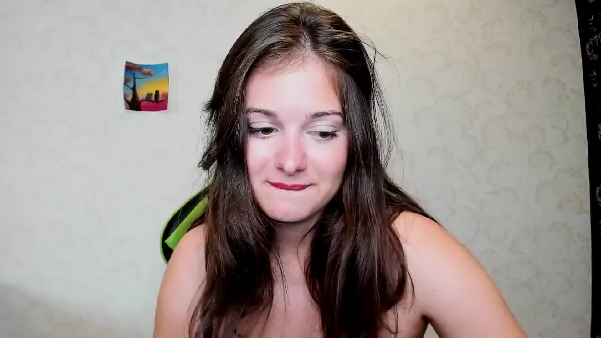 Gallery image thumbnail from Oladushek18's myfreecams stream on, 08/16/2024, 11:38 image 19 of 20