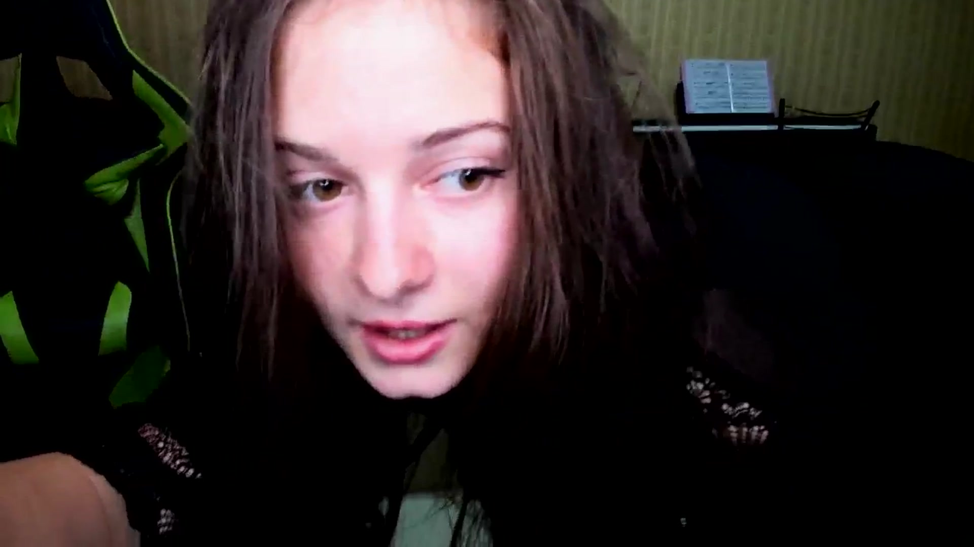 Gallery image thumbnail from Oladushek18's myfreecams stream on, 12/30/2024, 10:37 image 4 of 20