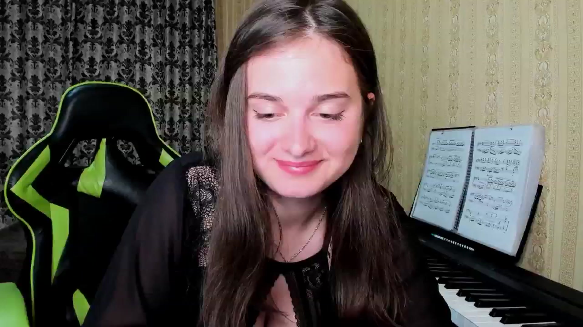 Gallery image thumbnail from Oladushek18's myfreecams stream on, 04/13/2025, 15:42 image 15 of 20