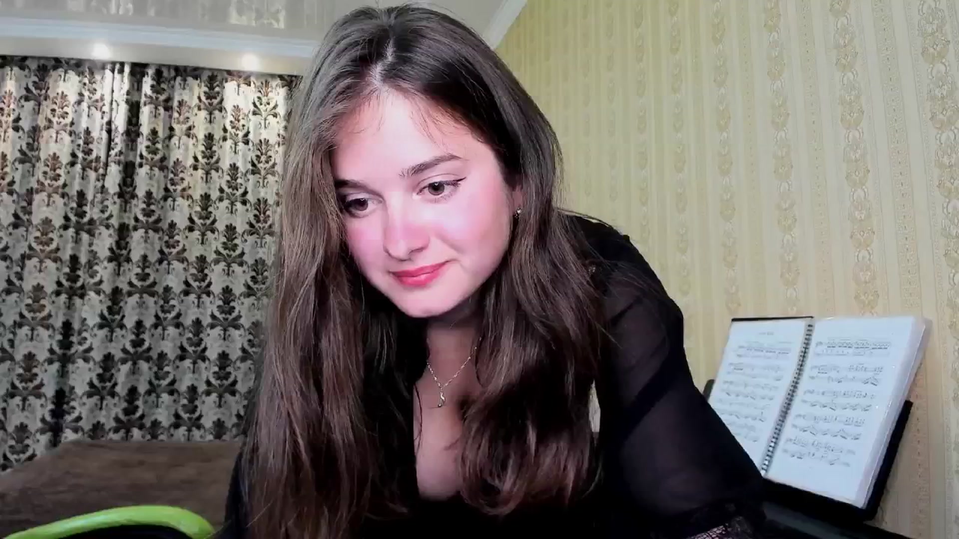 Gallery image thumbnail from Oladushek18's myfreecams stream on, 04/28/2025, 18:46 image 2 of 20