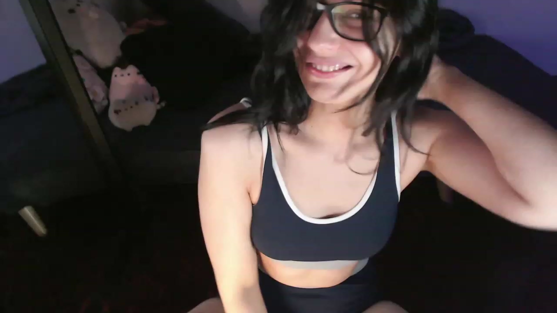 Gallery image thumbnail from OldDirt's myfreecams stream on, 01/10/2024, 06:14 image 3 of 20