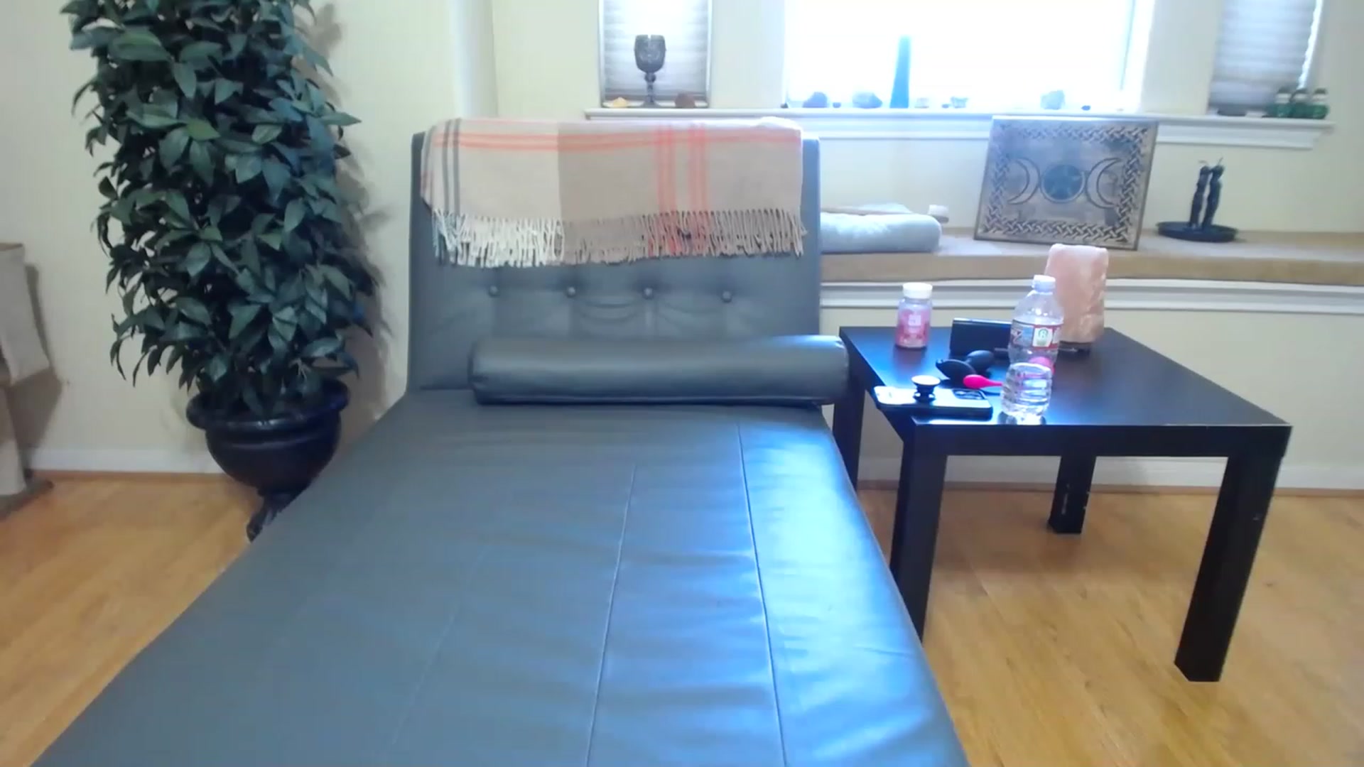 Gallery image thumbnail from OldFatHawaiin's myfreecams stream on, 08/05/2023, 19:44 image 14 of 20