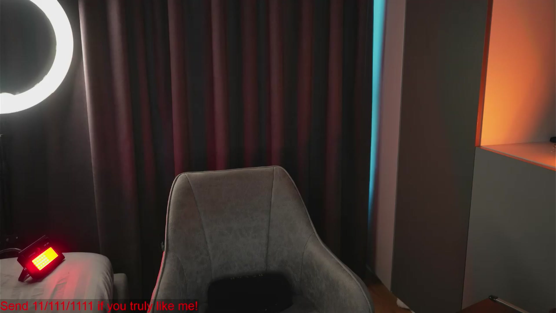 Gallery image thumbnail from Old_as_Wine's myfreecams stream on, 06/07/2026, 17:06 image 16 of 20