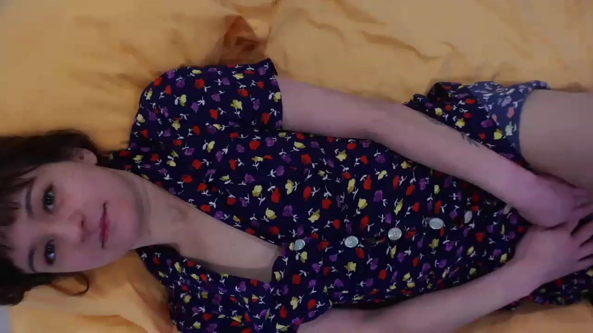 Gallery image thumbnail from OliveFox's myfreecams stream on, 04/16/2023, 02:48 image 16 of 20
