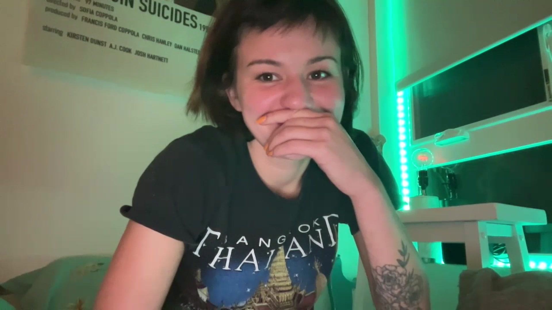 Gallery image thumbnail from OliveFox's myfreecams stream on, 07/18/2023, 09:06 image 3 of 20