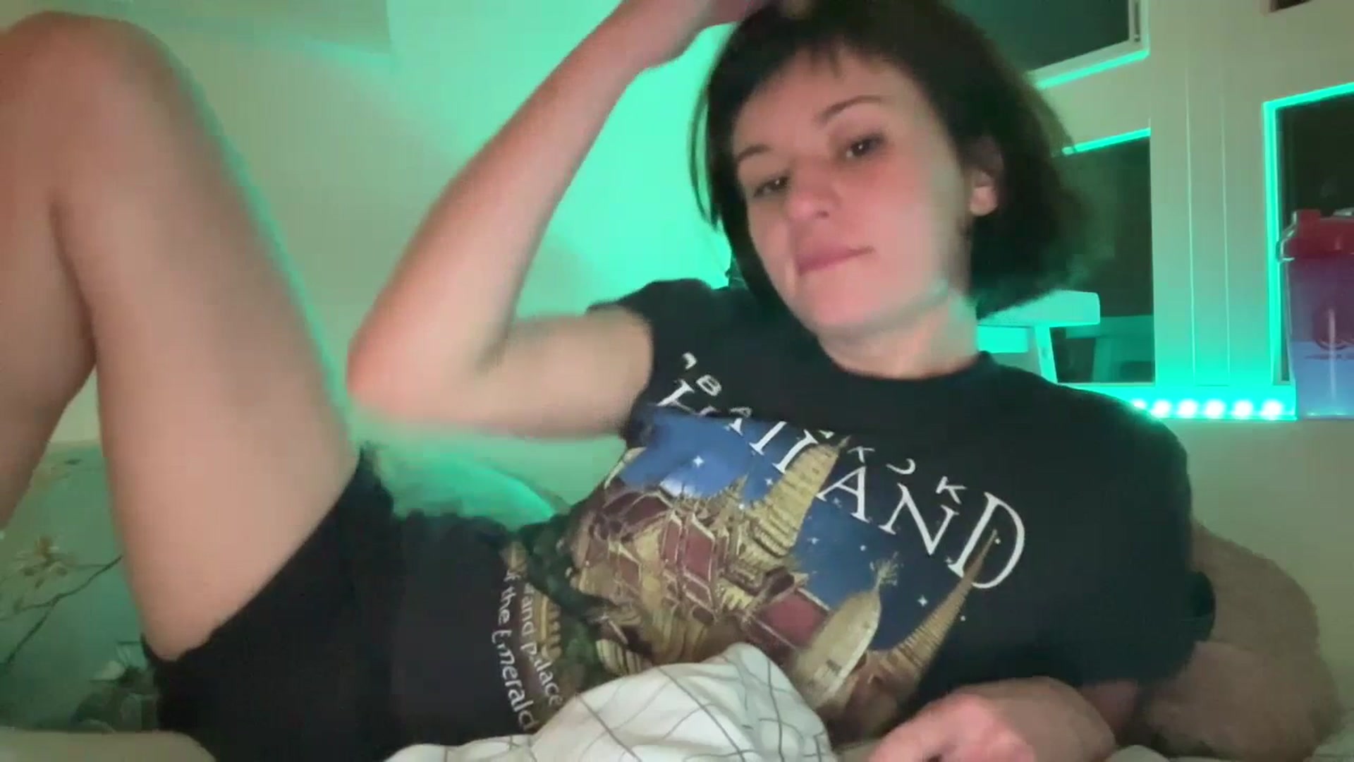 Gallery image thumbnail from OliveFox's myfreecams stream on, 07/18/2023, 09:06 image 7 of 20