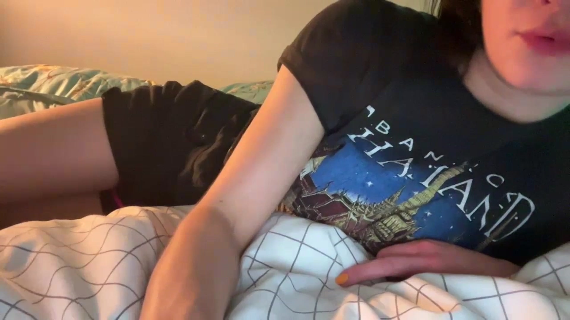 Gallery image thumbnail from OliveFox's myfreecams stream on, 07/18/2023, 09:52 image 17 of 20