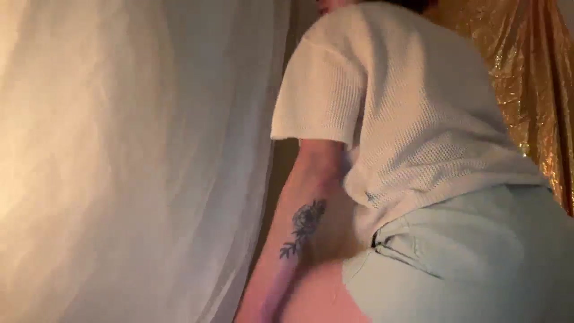 Gallery image thumbnail from OliveFox's myfreecams stream on, 07/29/2023, 05:59 image 10 of 20