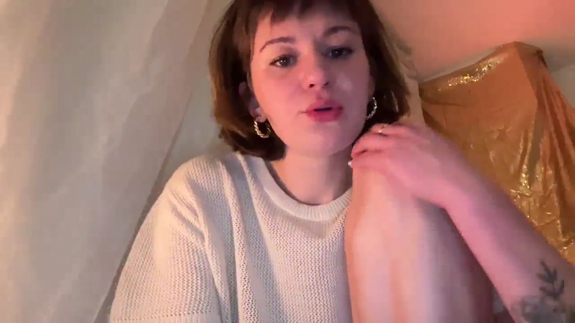 Gallery image thumbnail from OliveFox's myfreecams stream on, 07/29/2023, 07:52 image 13 of 20