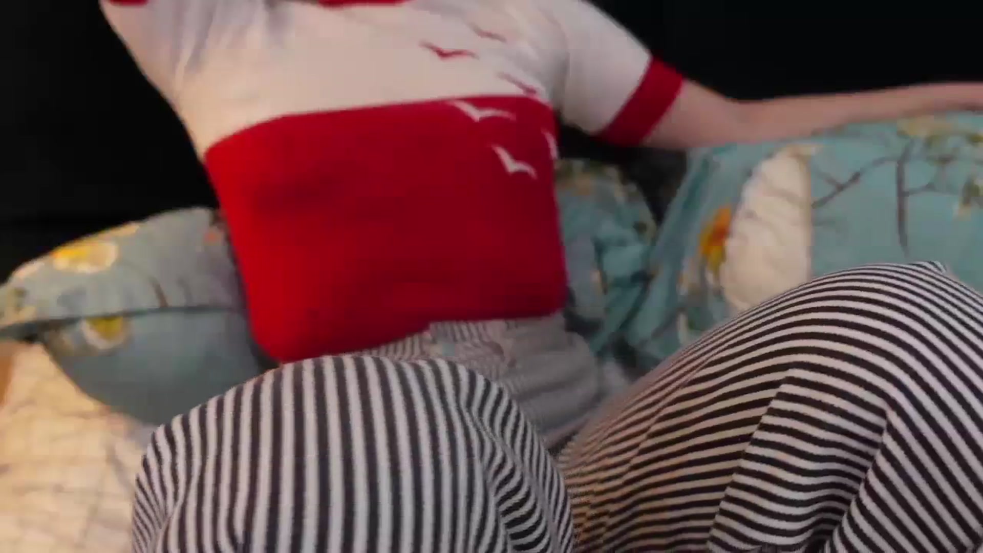 Gallery image thumbnail from OliveFox's myfreecams stream on, 08/05/2023, 06:27 image 6 of 20