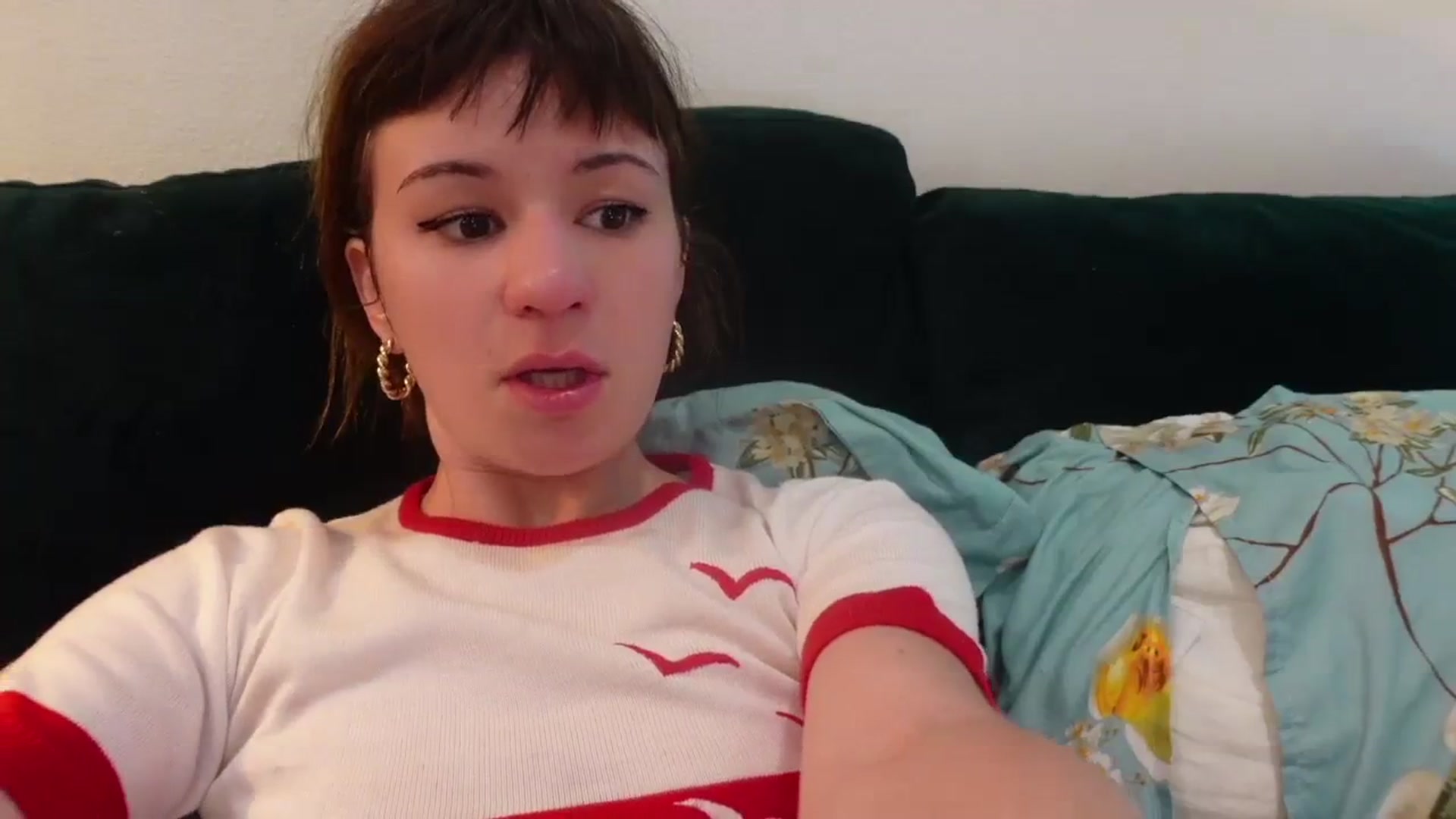 Gallery image thumbnail from OliveFox's myfreecams stream on, 08/05/2023, 06:27 image 2 of 20