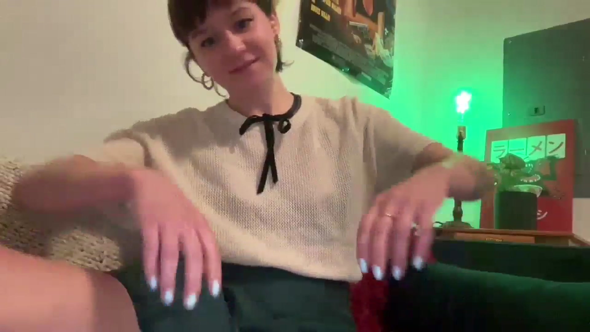 Gallery image thumbnail from OliveFox's myfreecams stream on, 08/16/2023, 05:20 image 14 of 20