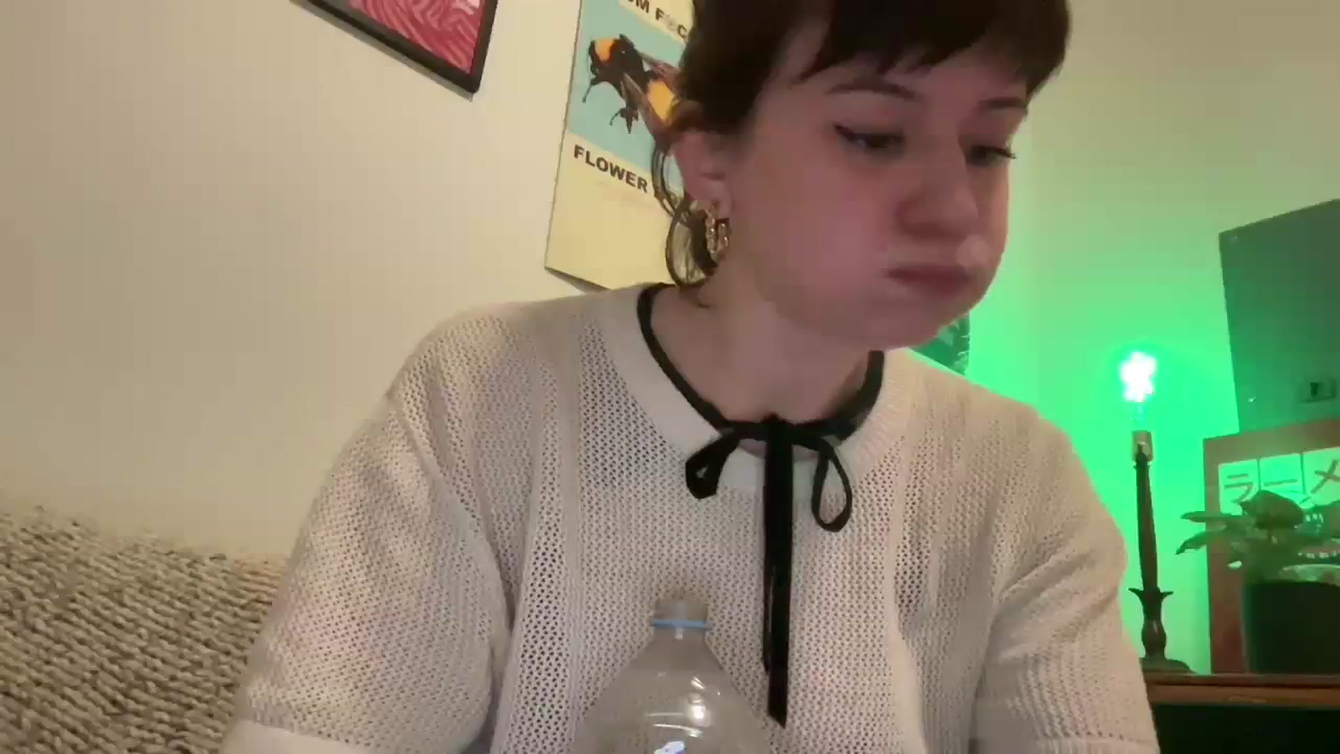 Gallery image thumbnail from OliveFox's myfreecams stream on, 08/16/2023, 05:20 image 16 of 20