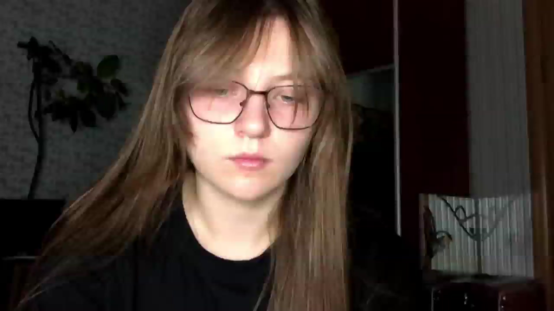 Gallery image thumbnail from Olive_Cutie's myfreecams stream on, 11/18/2025, 24:17 image 4 of 20