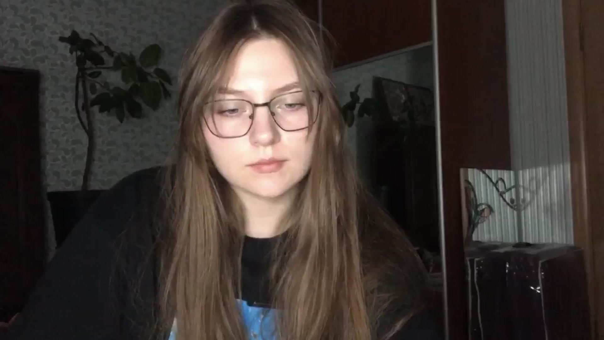 Gallery image thumbnail from Olive_Cutie's myfreecams stream on, 11/19/2025, 01:11 image 17 of 20