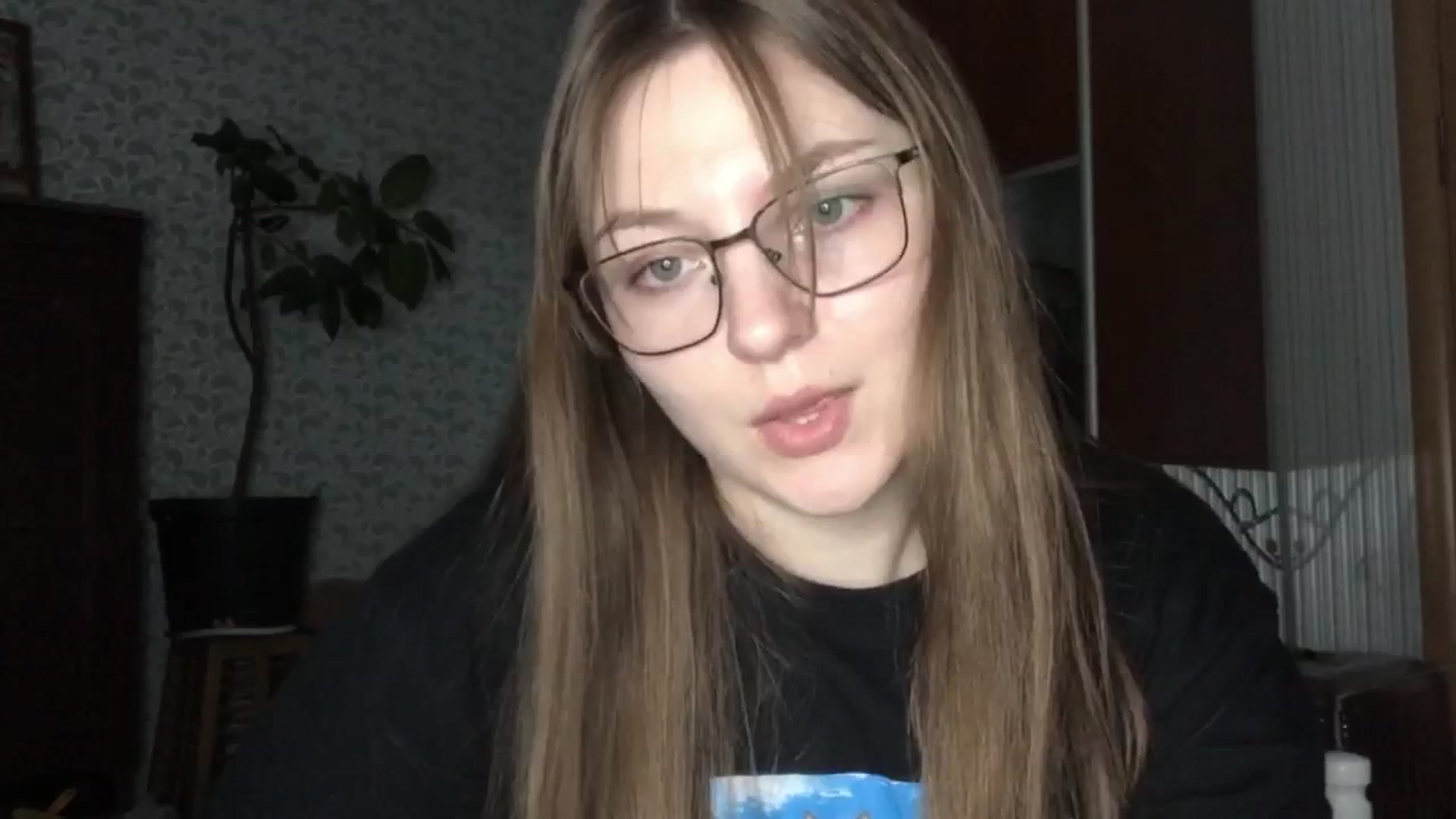 Gallery image thumbnail from Olive_Cutie's myfreecams stream on, 11/19/2025, 01:11 image 5 of 20