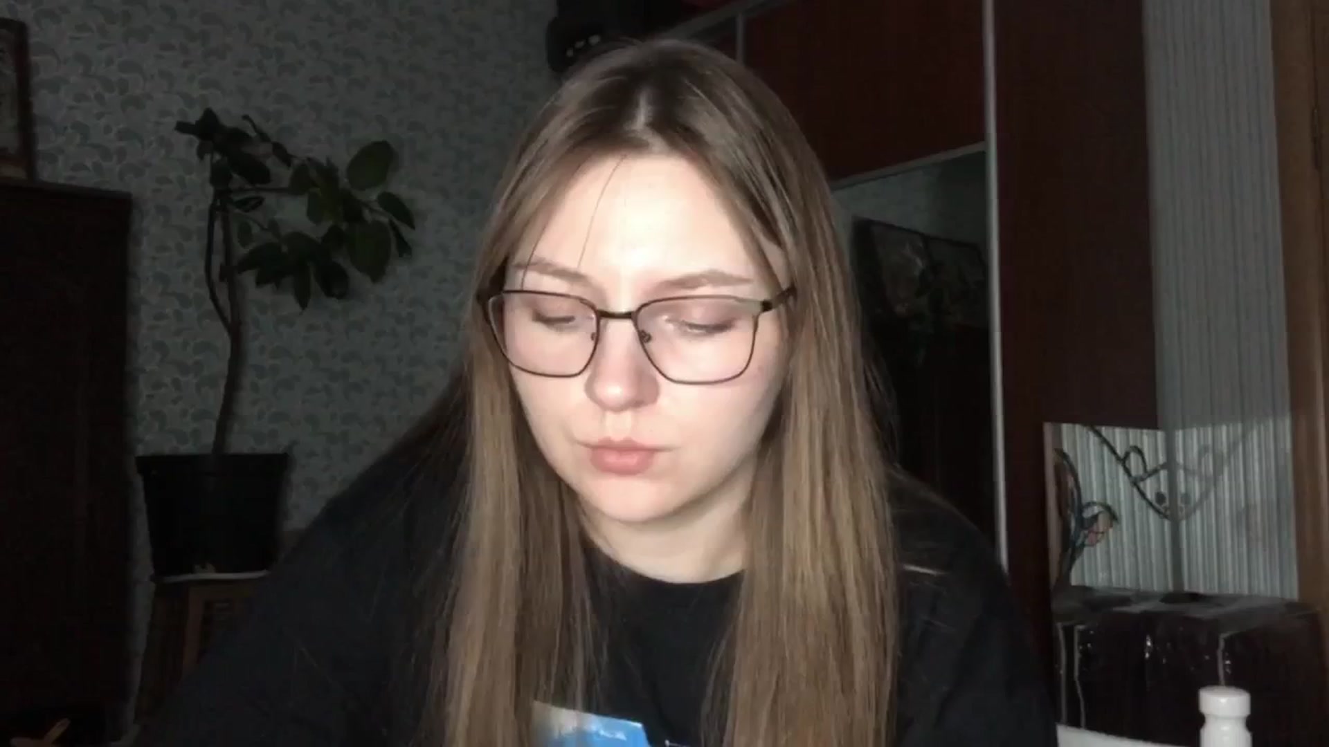 Gallery image thumbnail from Olive_Cutie's myfreecams stream on, 11/19/2025, 01:11 image 8 of 20