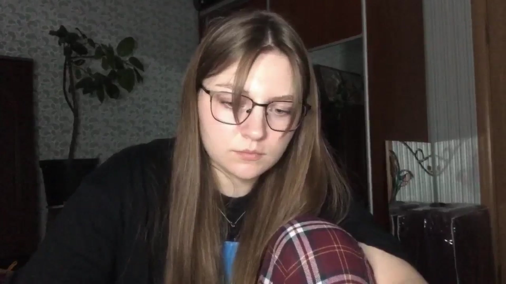 Gallery image thumbnail from Olive_Cutie's myfreecams stream on, 11/19/2025, 02:06 image 16 of 20