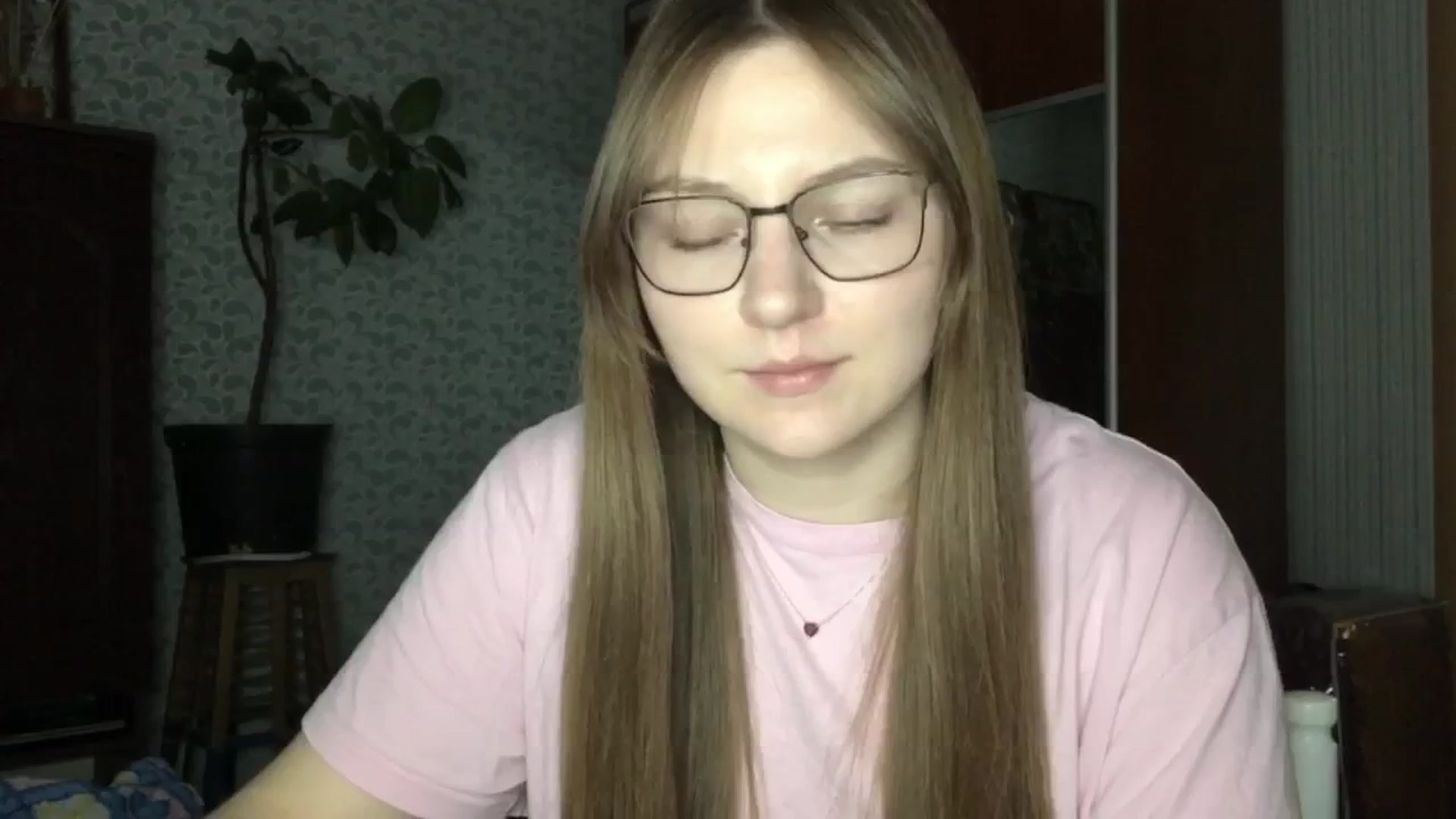 Gallery image thumbnail from Olive_Cutie's myfreecams stream on, 11/20/2025, 21:05 image 5 of 20