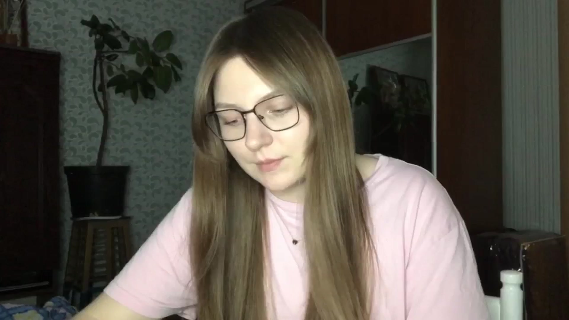 Gallery image thumbnail from Olive_Cutie's myfreecams stream on, 11/20/2025, 21:05 image 7 of 20
