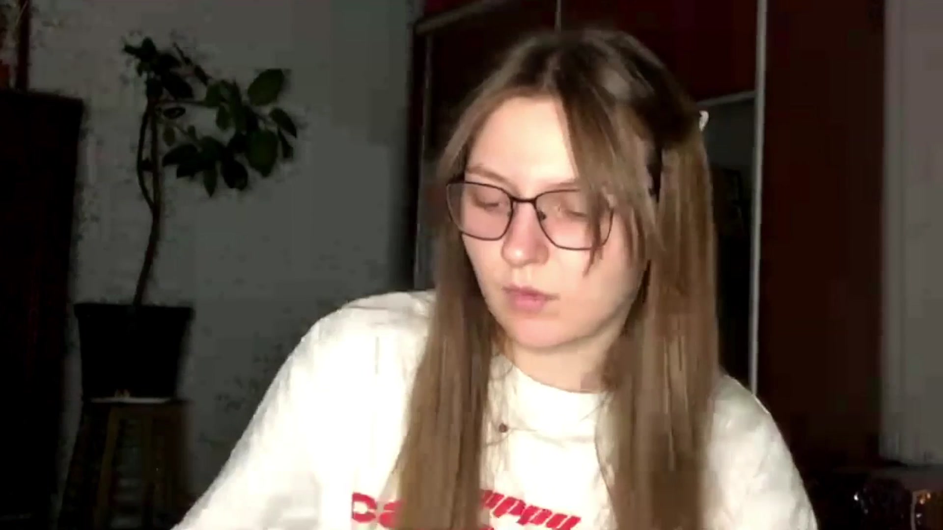Gallery image thumbnail from Olive_Cutie's myfreecams stream on, 11/21/2025, 21:40 image 20 of 20