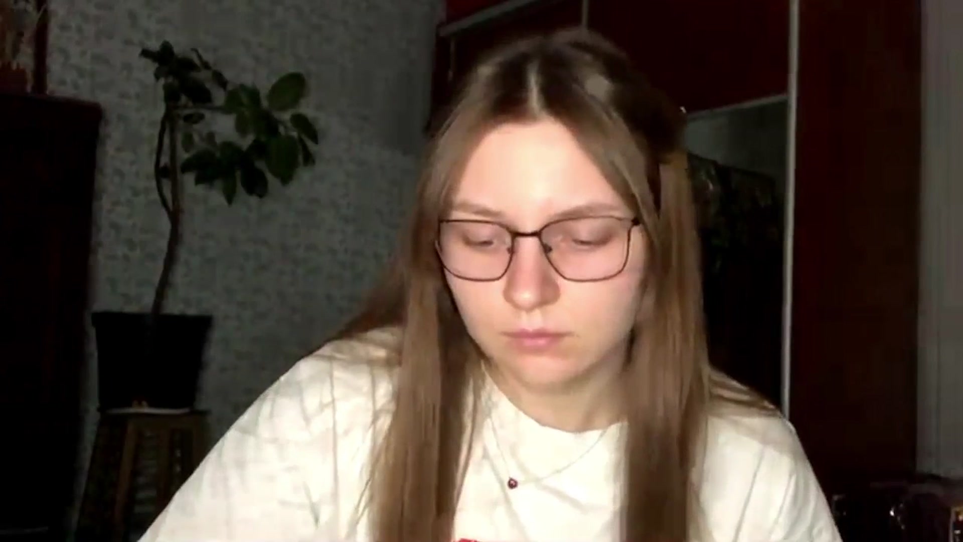 Gallery image thumbnail from Olive_Cutie's myfreecams stream on, 11/21/2025, 21:40 image 5 of 20