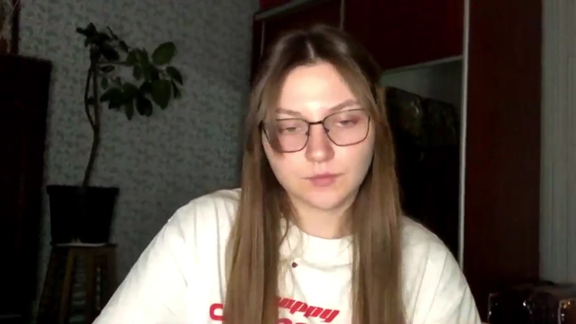 Gallery image thumbnail from Olive_Cutie's myfreecams stream on, 11/21/2025, 21:40 image 18 of 20