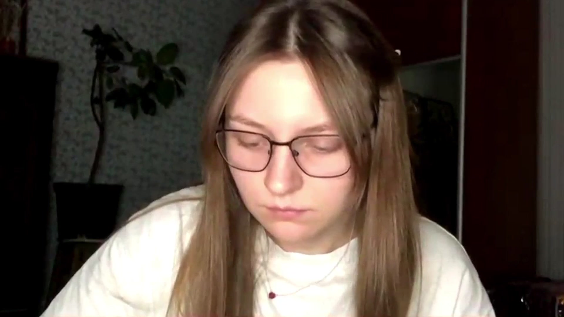 Gallery image thumbnail from Olive_Cutie's myfreecams stream on, 11/21/2025, 21:40 image 12 of 20
