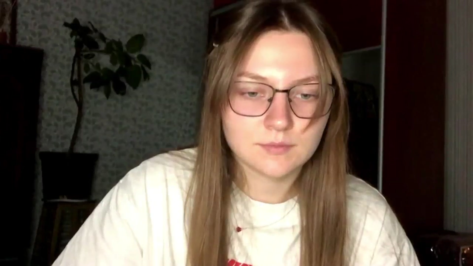 Gallery image thumbnail from Olive_Cutie's myfreecams stream on, 11/21/2025, 21:40 image 16 of 20