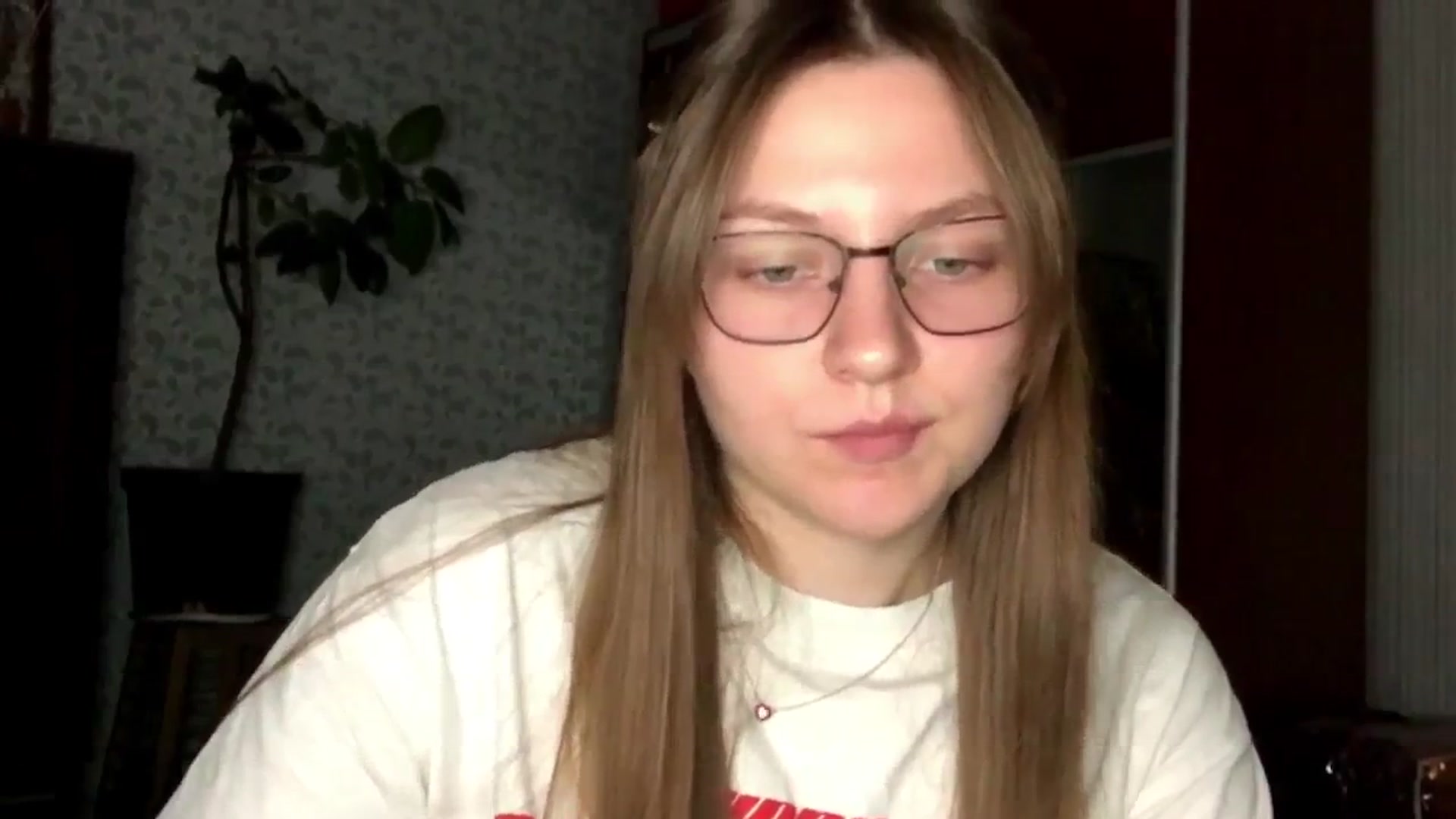 Gallery image thumbnail from Olive_Cutie's myfreecams stream on, 11/21/2025, 21:40 image 13 of 20