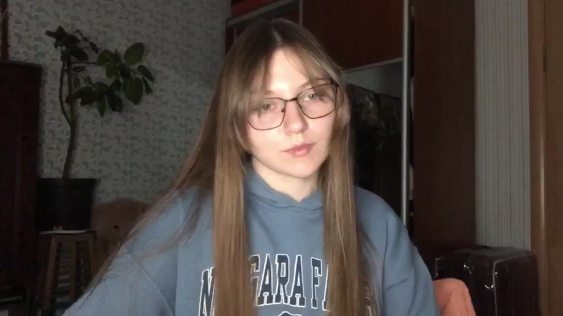 Gallery image thumbnail from Olive_Cutie's myfreecams stream on, 11/24/2025, 24:53 image 17 of 20