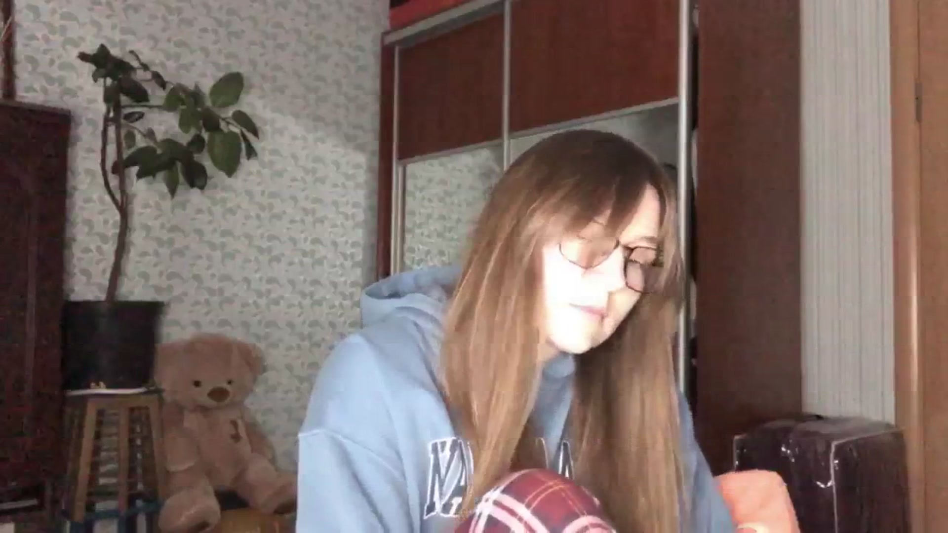 Gallery image thumbnail from Olive_Cutie's myfreecams stream on, 11/24/2025, 02:23 image 15 of 20