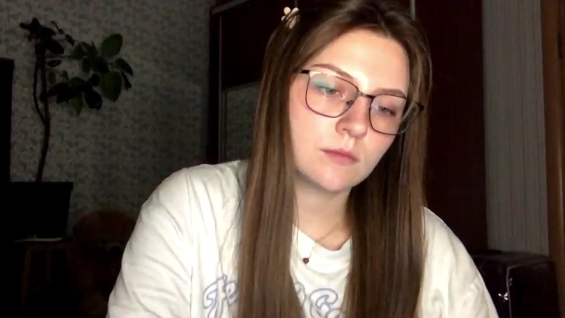Gallery image thumbnail from Olive_Cutie's myfreecams stream on, 11/27/2025, 23:10 image 5 of 20