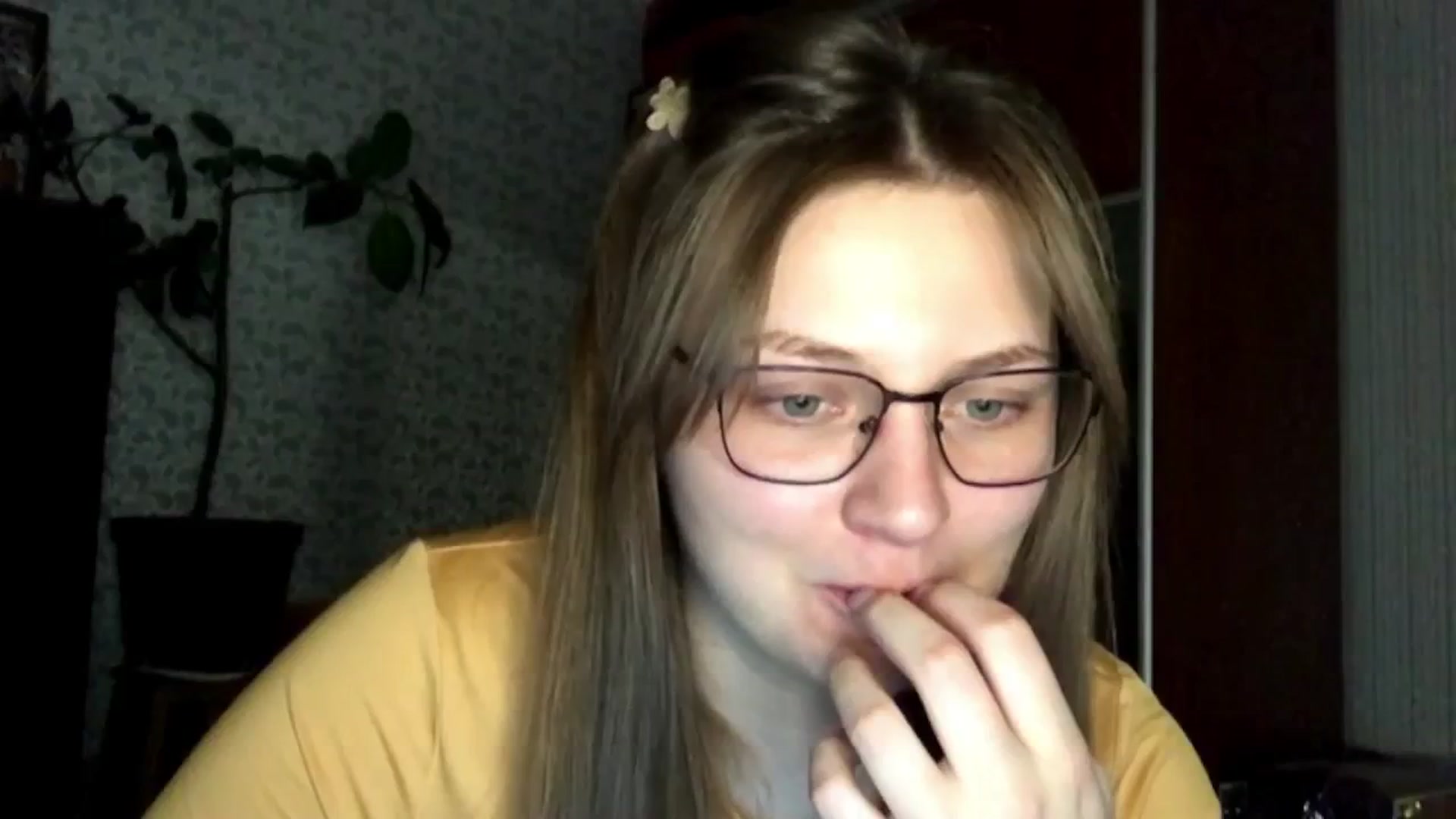 Gallery image thumbnail from Olive_Cutie's myfreecams stream on, 11/30/2025, 03:29 image 20 of 20