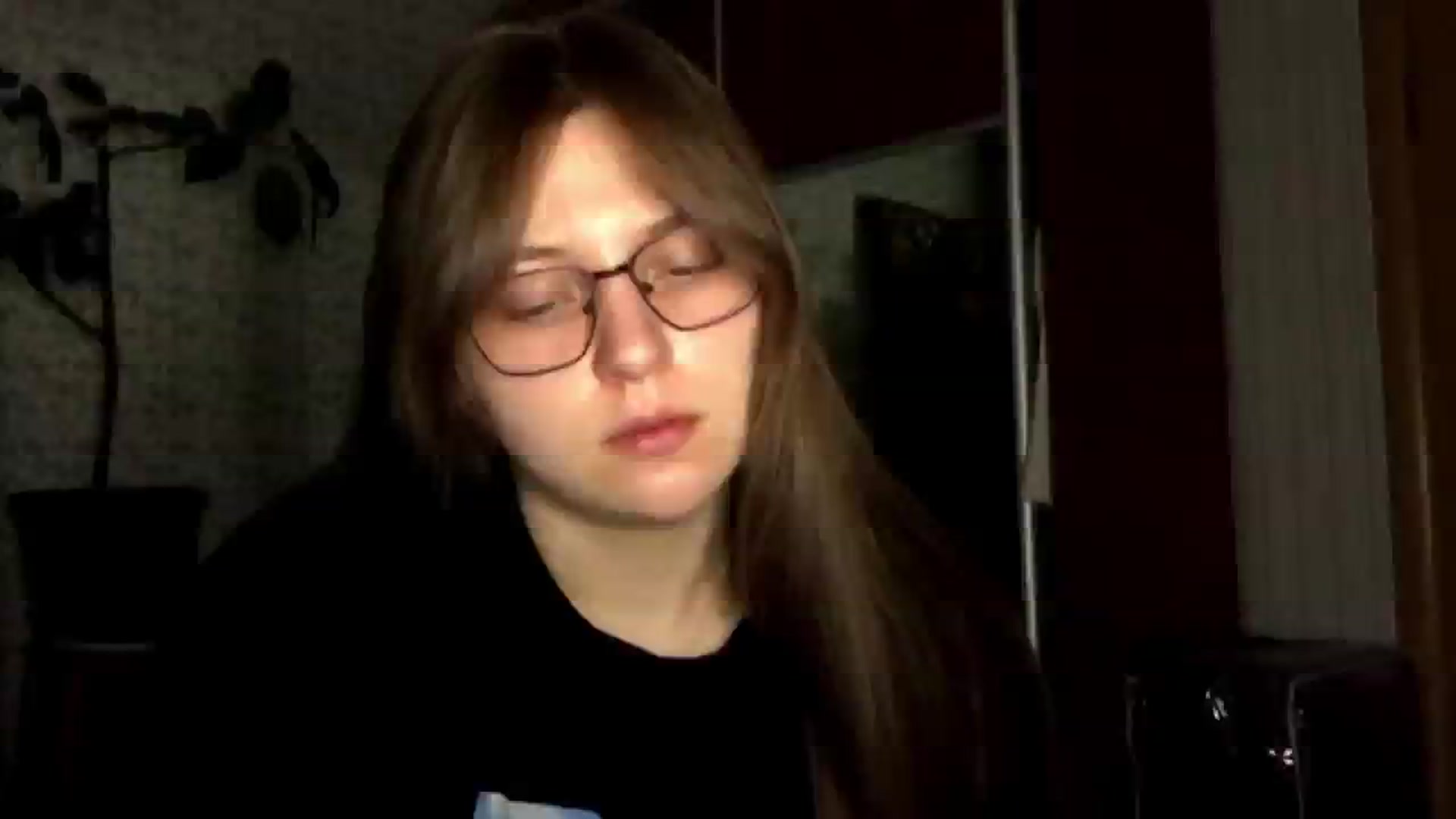 Gallery image thumbnail from Olive_Cutie's myfreecams stream on, 12/01/2025, 23:40 image 12 of 20