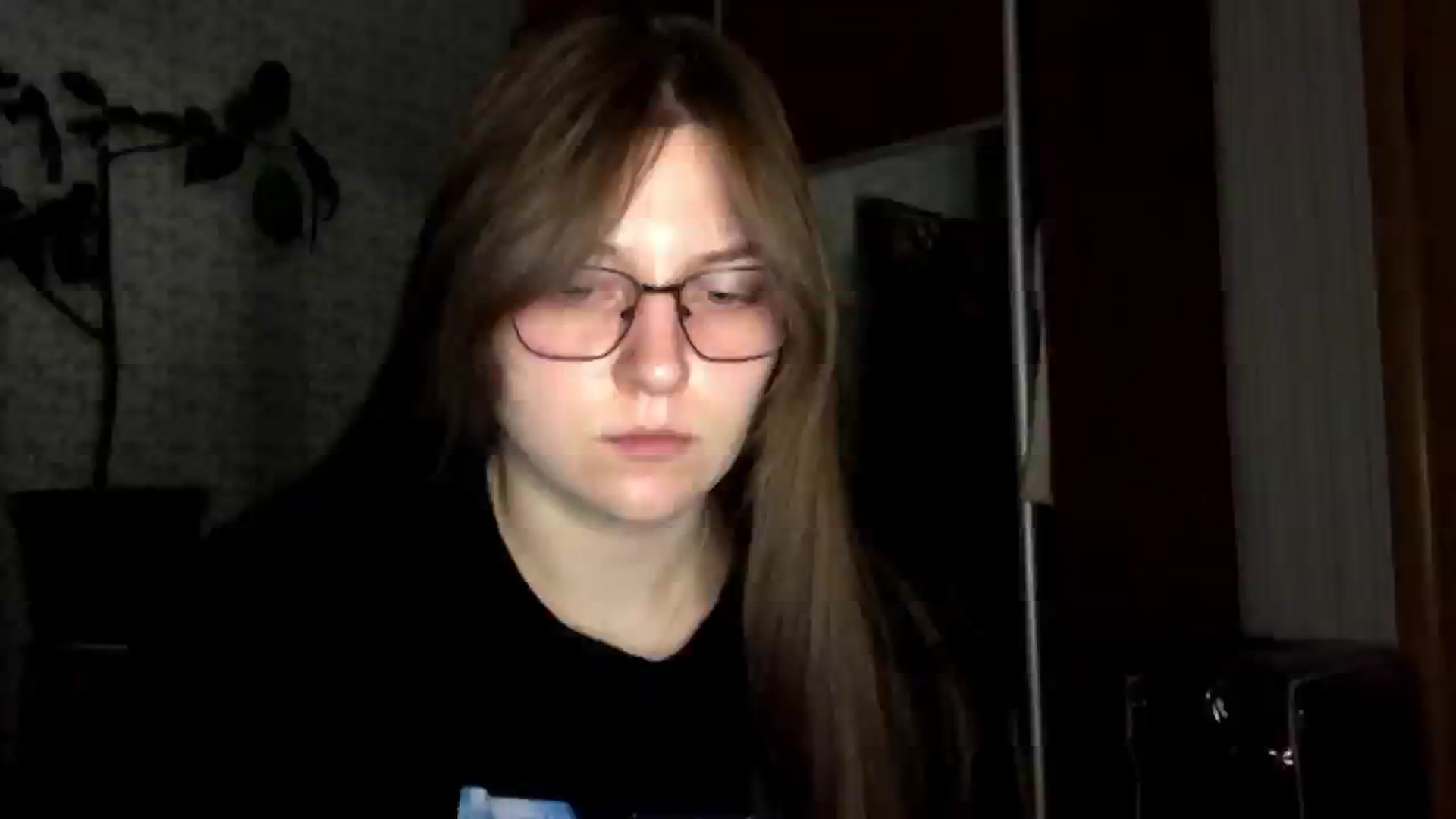 Gallery image thumbnail from Olive_Cutie's myfreecams stream on, 12/01/2025, 23:40 image 15 of 20