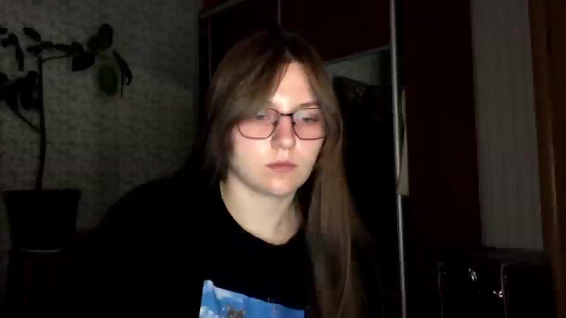 Gallery image thumbnail from Olive_Cutie's myfreecams stream on, 12/01/2025, 23:40 image 18 of 20