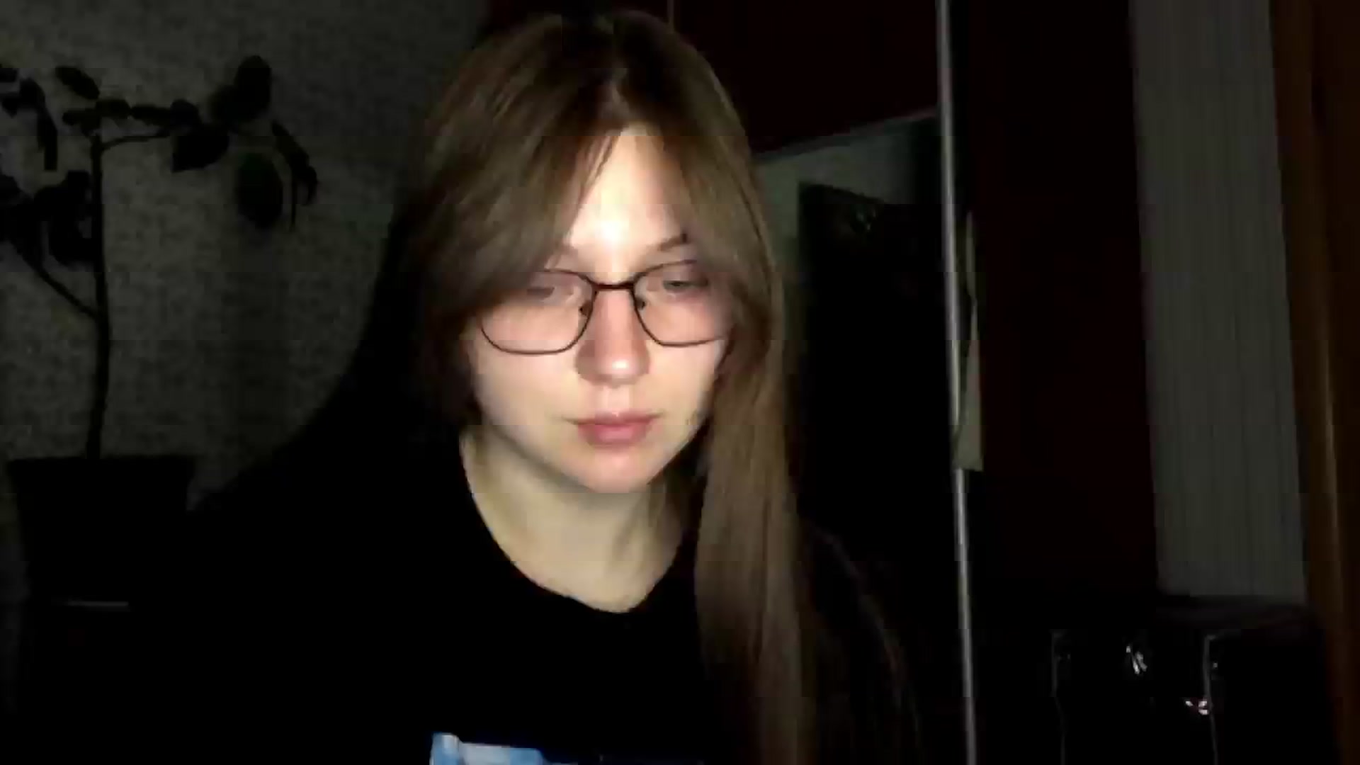 Gallery image thumbnail from Olive_Cutie's myfreecams stream on, 12/01/2025, 23:40 image 17 of 20