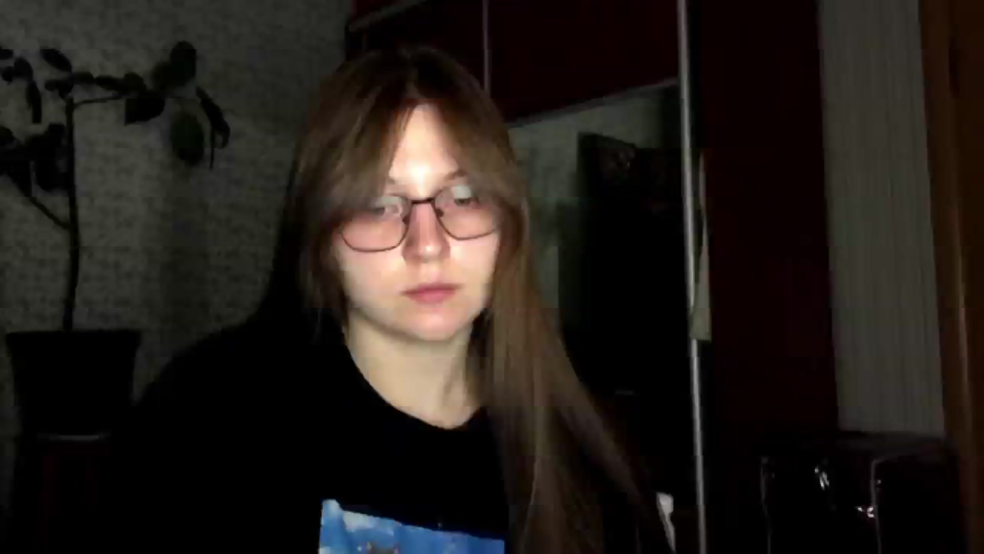 Gallery image thumbnail from Olive_Cutie's myfreecams stream on, 12/01/2025, 23:40 image 19 of 20