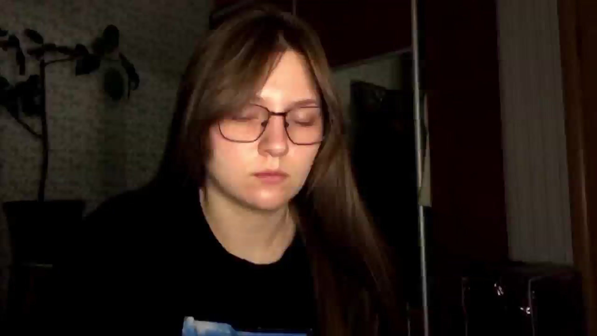 Gallery image thumbnail from Olive_Cutie's myfreecams stream on, 12/01/2025, 23:40 image 11 of 20