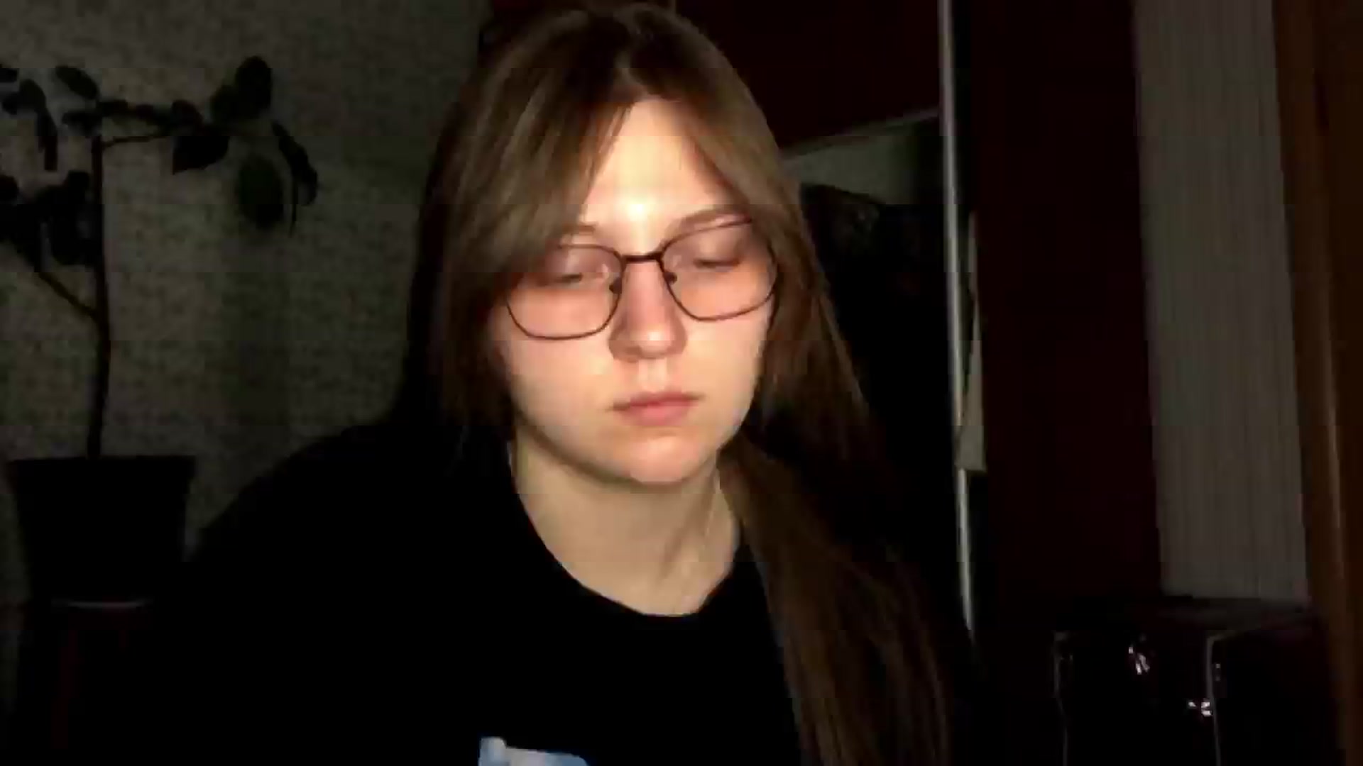 Gallery image thumbnail from Olive_Cutie's myfreecams stream on, 12/01/2025, 23:40 image 10 of 20