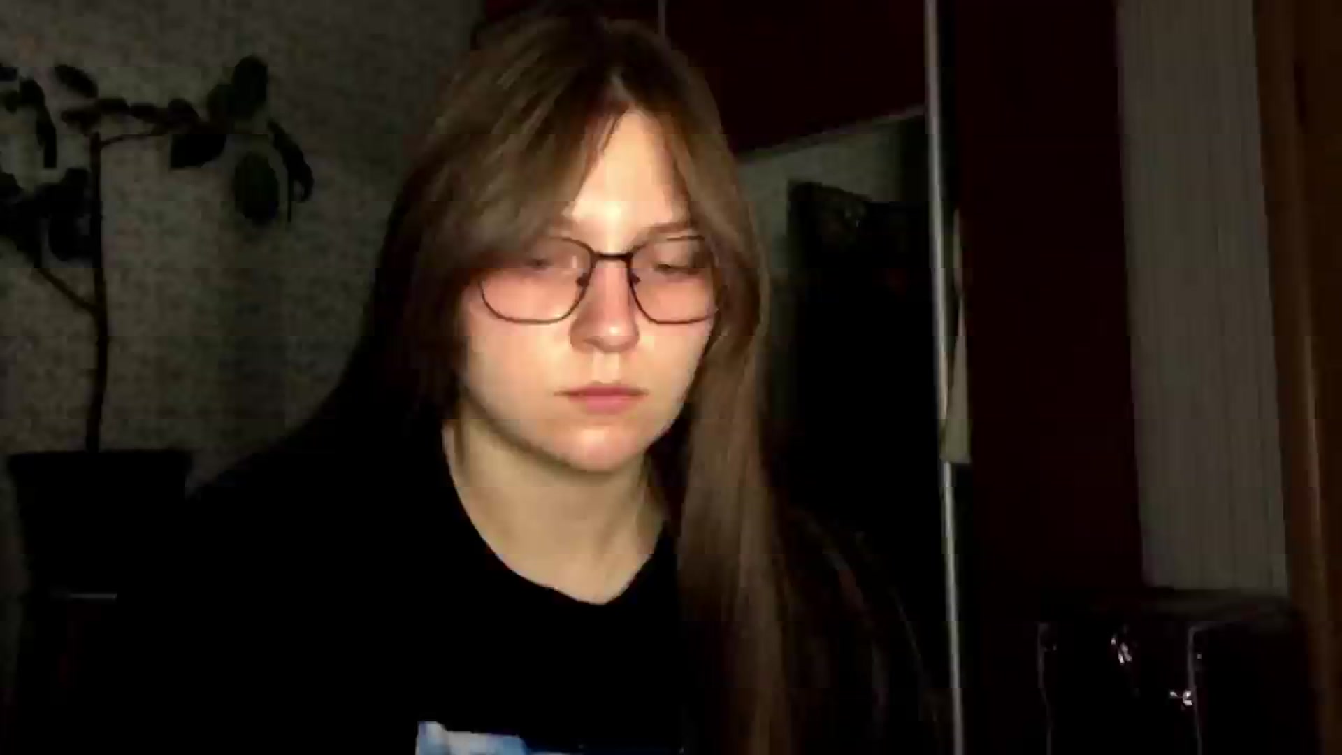 Gallery image thumbnail from Olive_Cutie's myfreecams stream on, 12/01/2025, 23:40 image 16 of 20