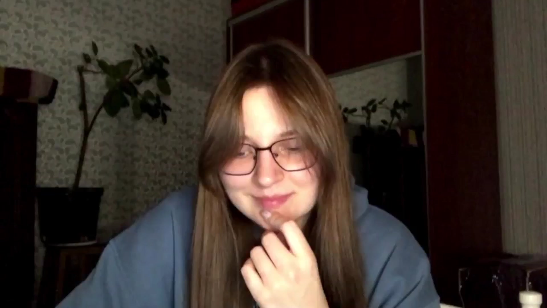 Gallery image thumbnail from Olive_Cutie's myfreecams stream on, 12/05/2025, 23:43 image 2 of 20