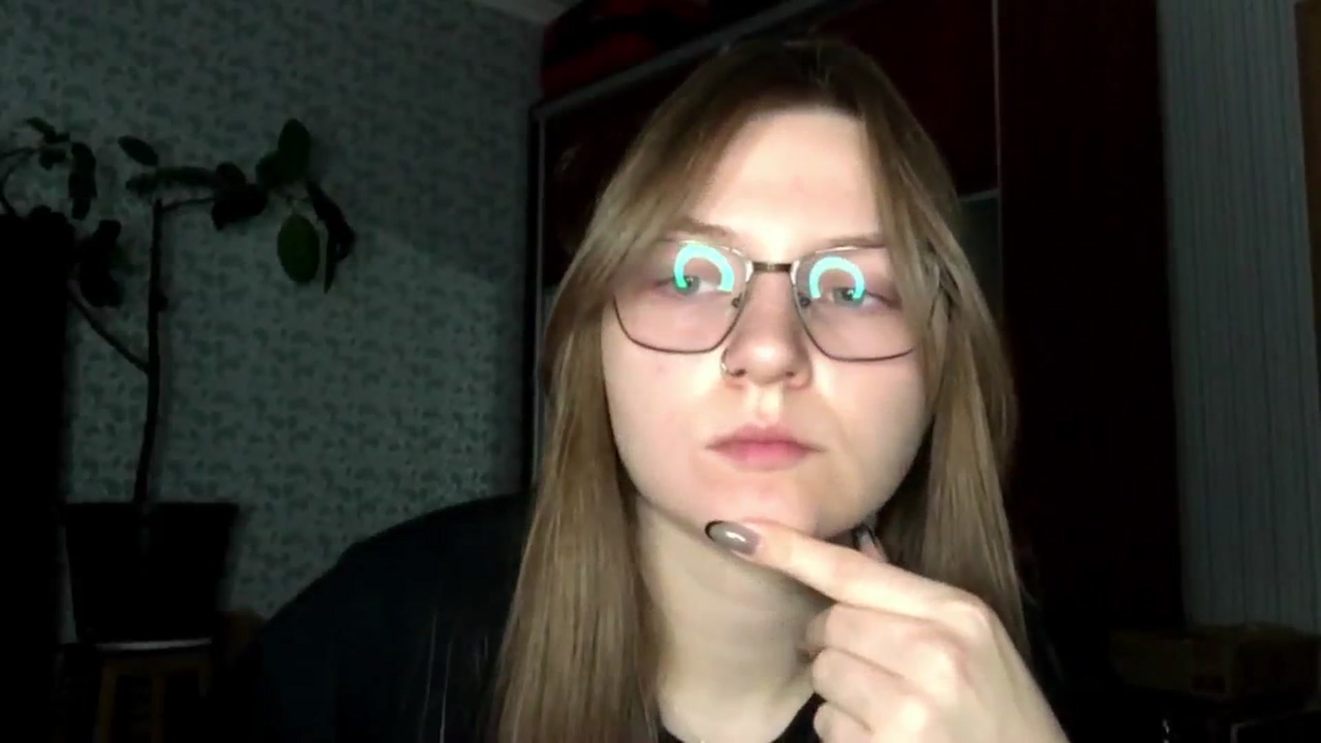 Gallery image thumbnail from Olive_Cutie's myfreecams stream on, 12/16/2025, 01:07 image 17 of 20