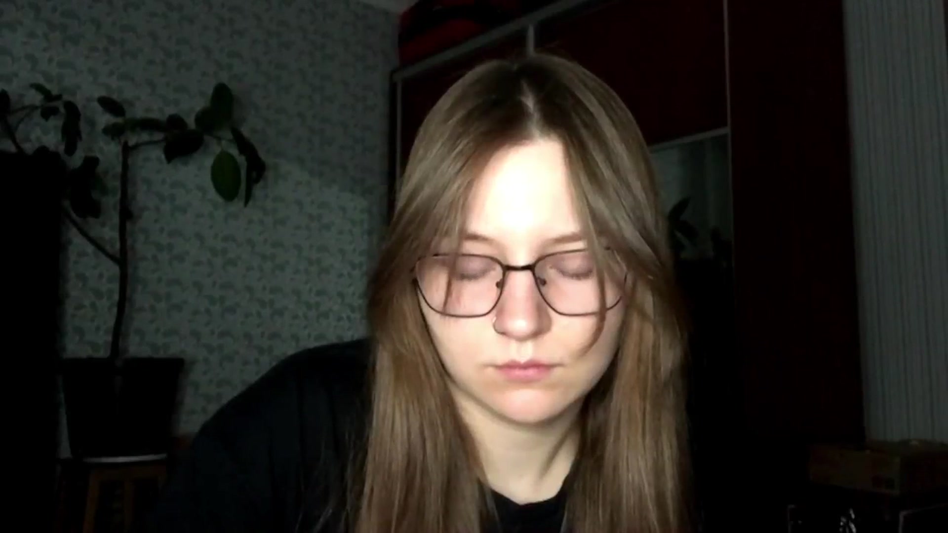 Gallery image thumbnail from Olive_Cutie's myfreecams stream on, 12/16/2025, 01:07 image 6 of 20