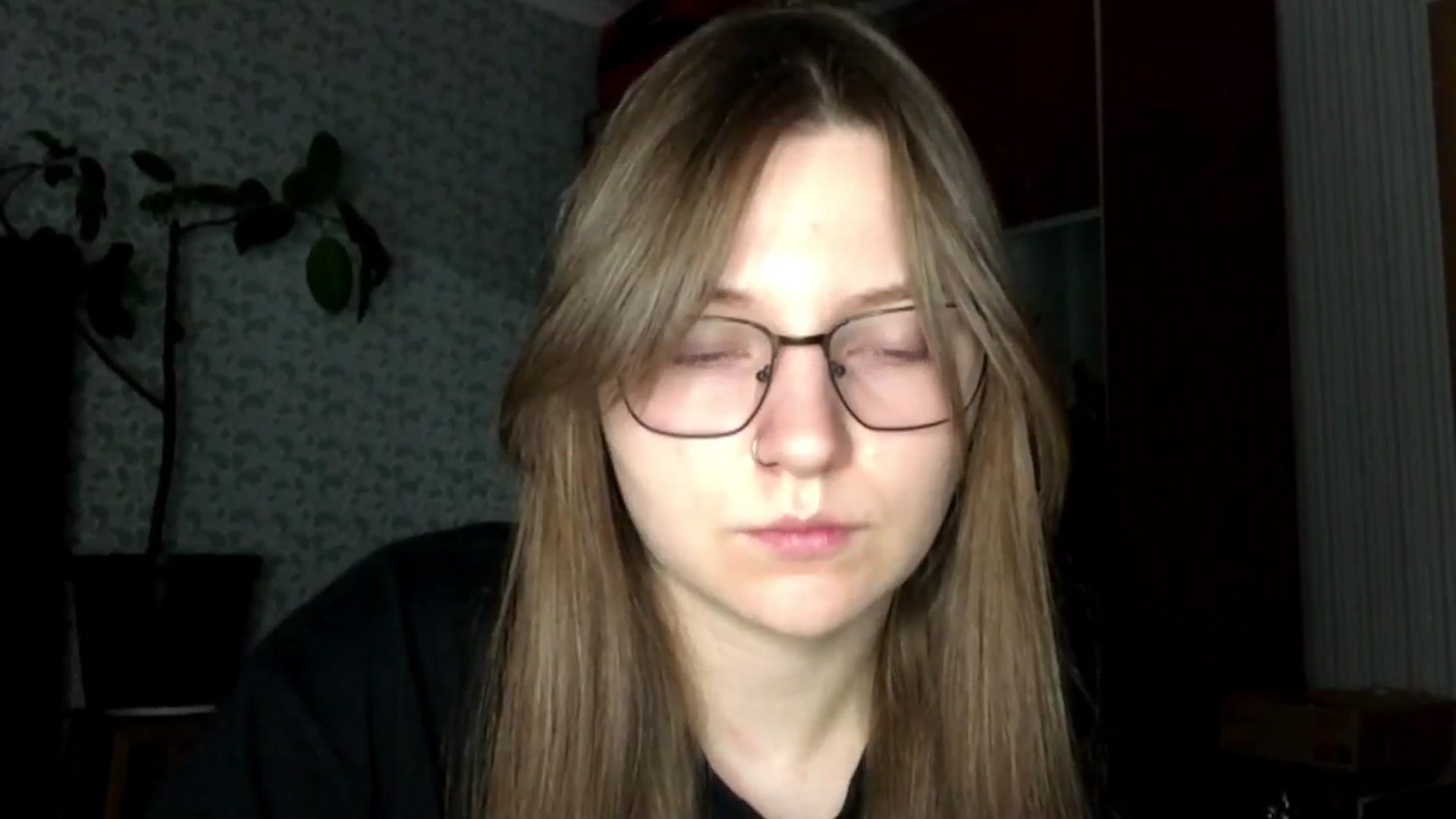Gallery image thumbnail from Olive_Cutie's myfreecams stream on, 12/16/2025, 01:07 image 18 of 20