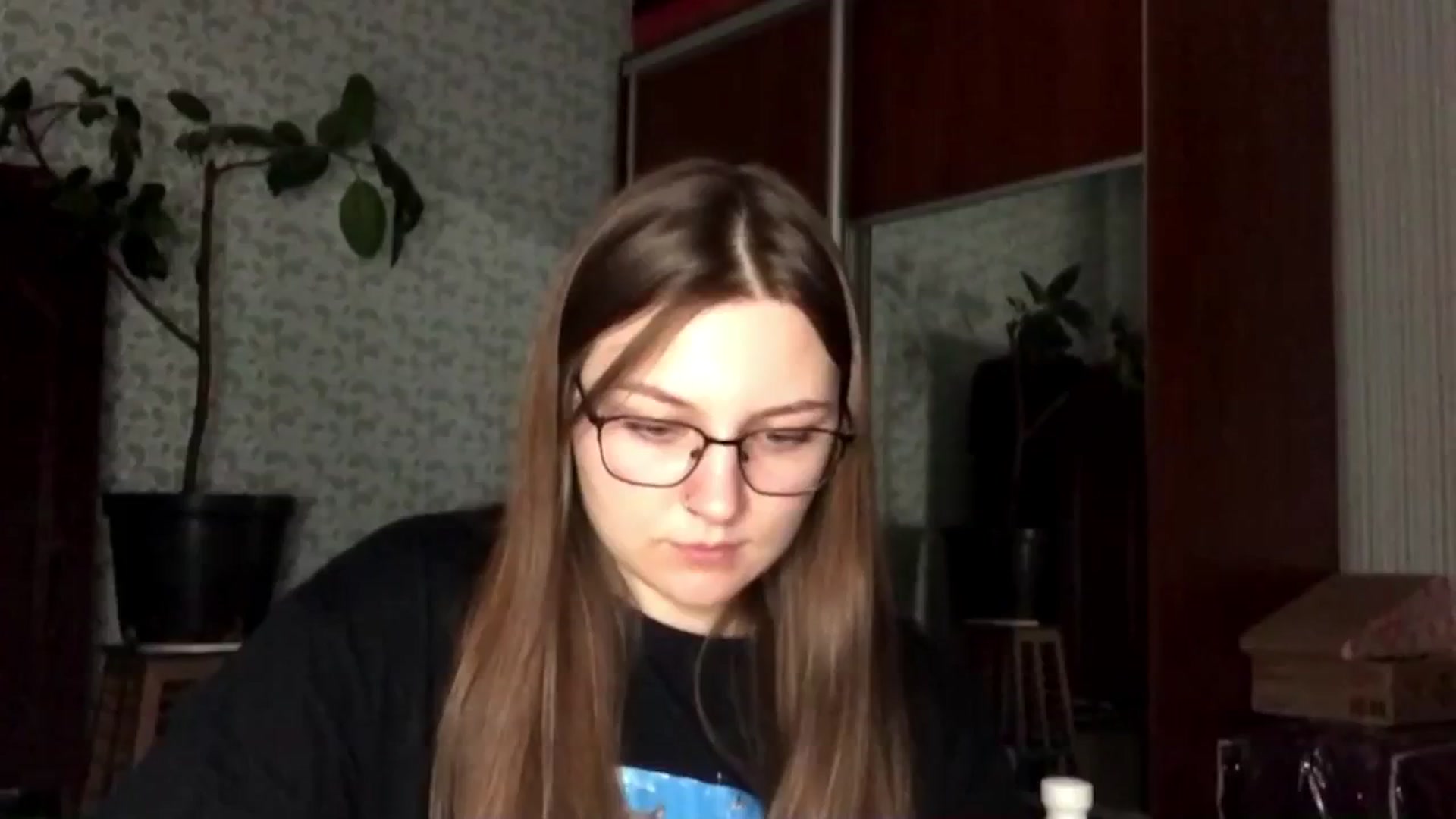Gallery image thumbnail from Olive_Cutie's myfreecams stream on, 12/16/2025, 22:45 image 18 of 20