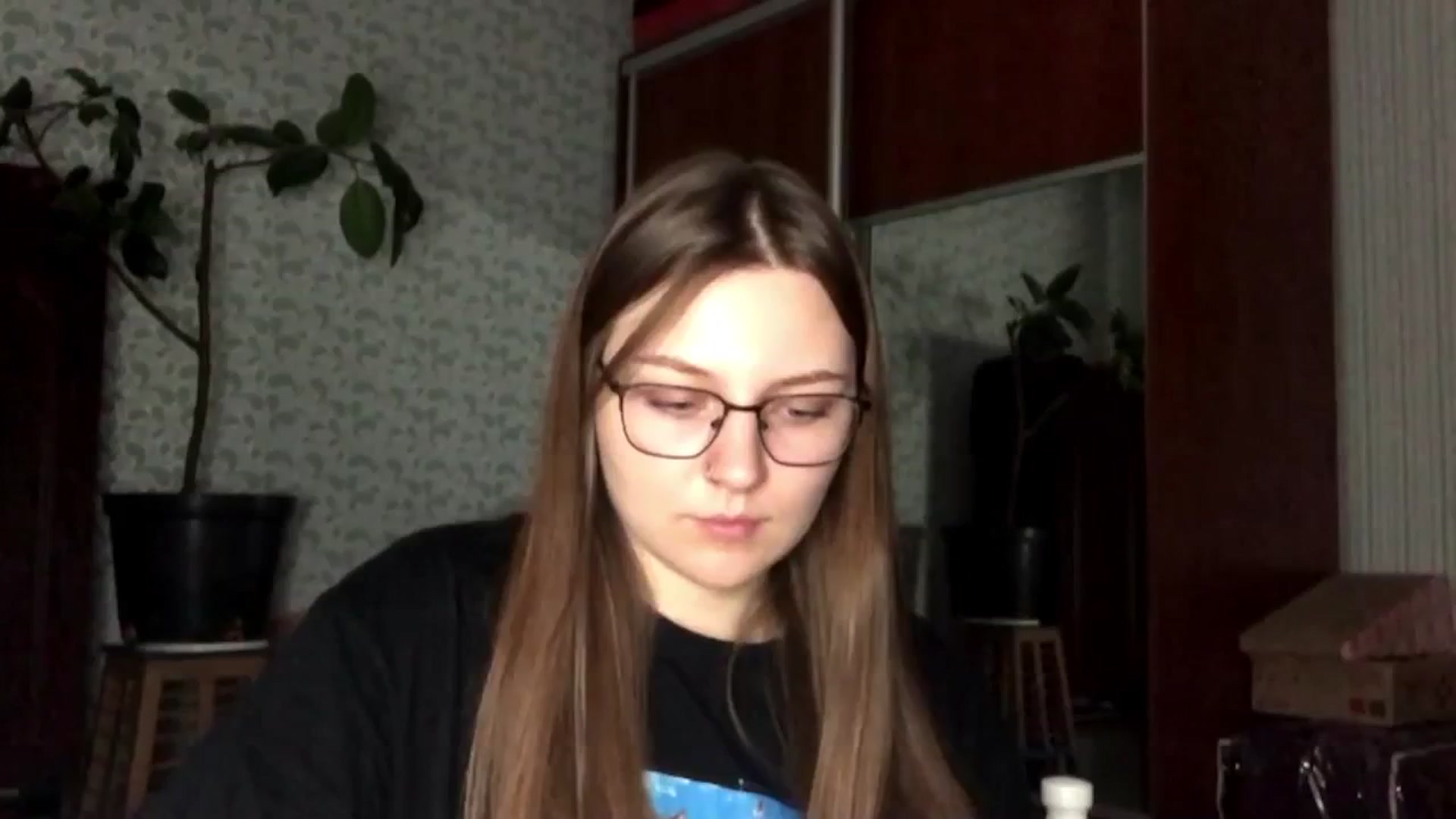 Gallery image thumbnail from Olive_Cutie's myfreecams stream on, 12/16/2025, 22:45 image 17 of 20