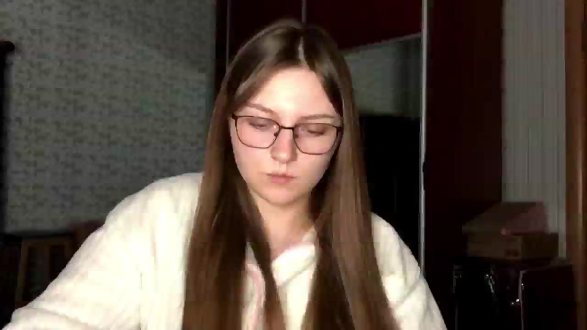 Gallery image thumbnail from Olive_Cutie's myfreecams stream on, 12/17/2025, 23:35 image 17 of 20