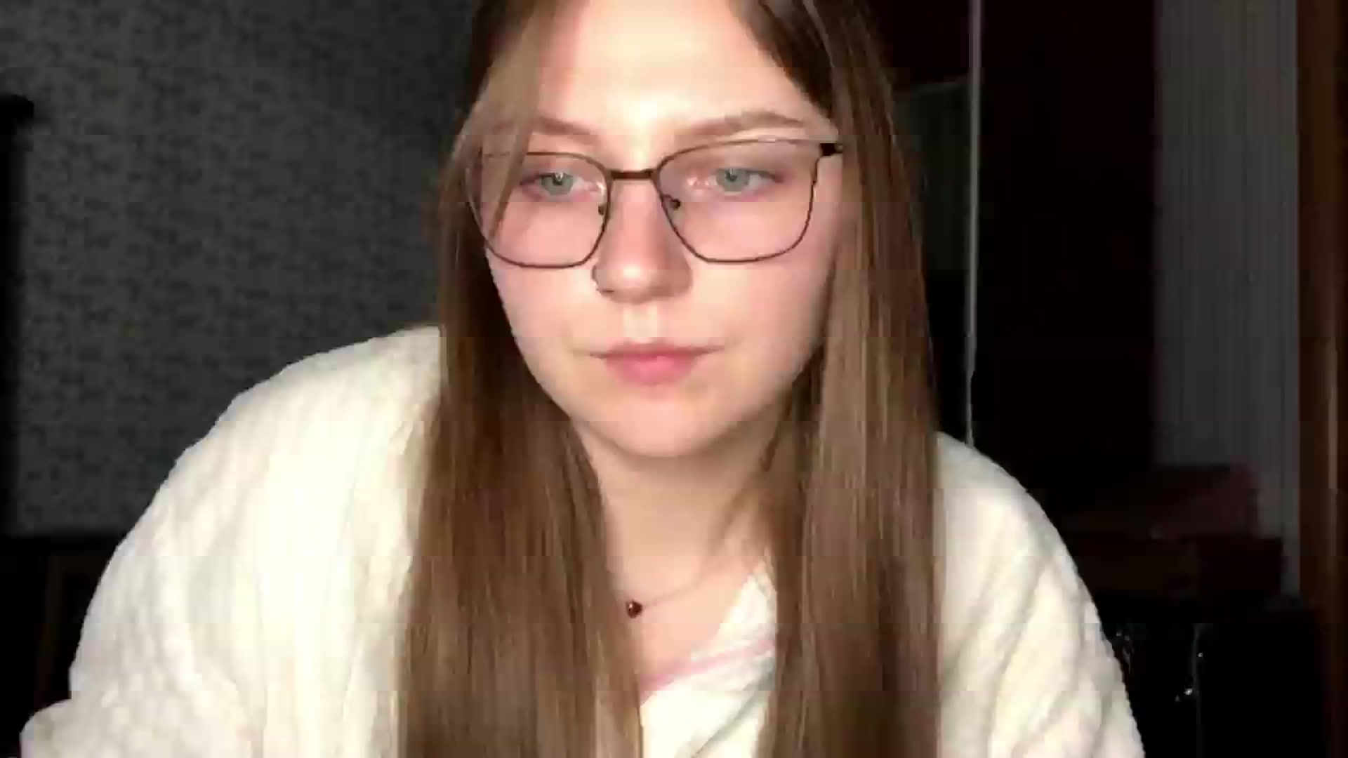 Gallery image thumbnail from Olive_Cutie's myfreecams stream on, 12/17/2025, 23:35 image 4 of 20